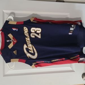 LeBron James Boys Cleveland Cavaliers Adidas swingman Jersey sz L